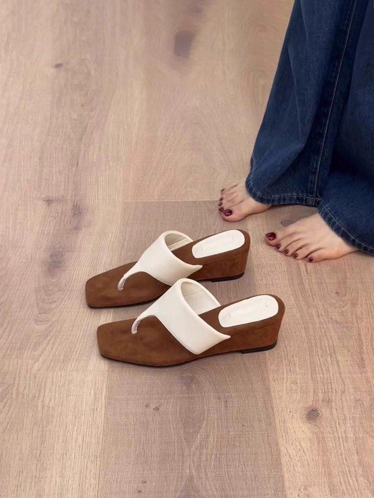 Soft Leather Version~ Thick-soled Heightened Flip-flops, Retro Minimalist Square Toe Cool Slippers, Women's Slope Heel Beach Shoes