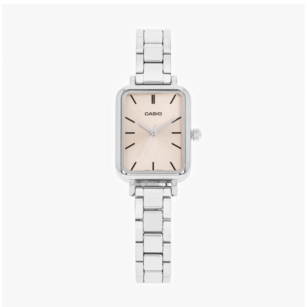Casio Ltp V009d 4eudf Ltp V009d 4e Analog Square Sat Student Women S Metal Watch