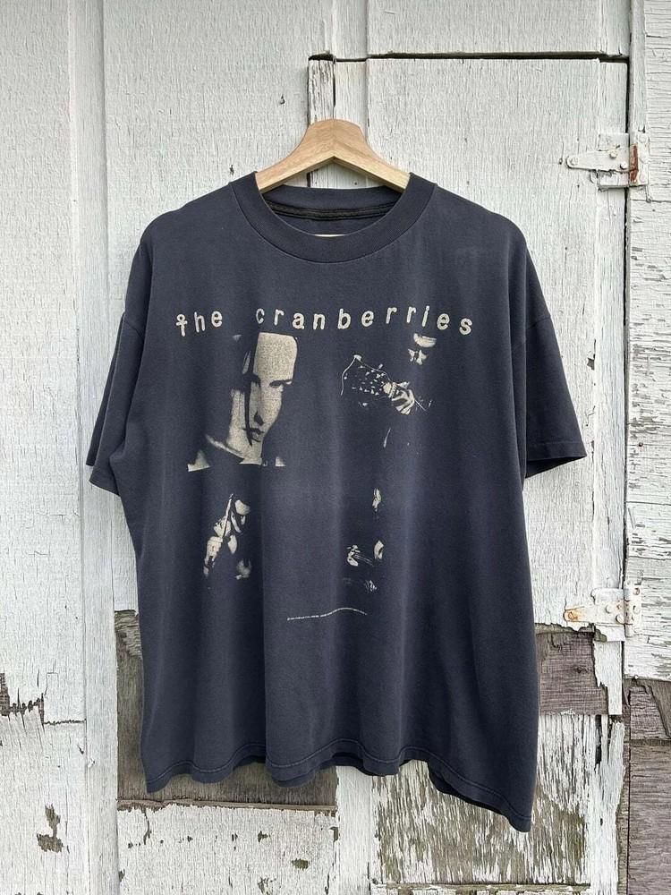 

90s The Cranberries Debut Album Black Short Sleeve Remake T shirt S5XL KH18429 Unisex T-Shirt S