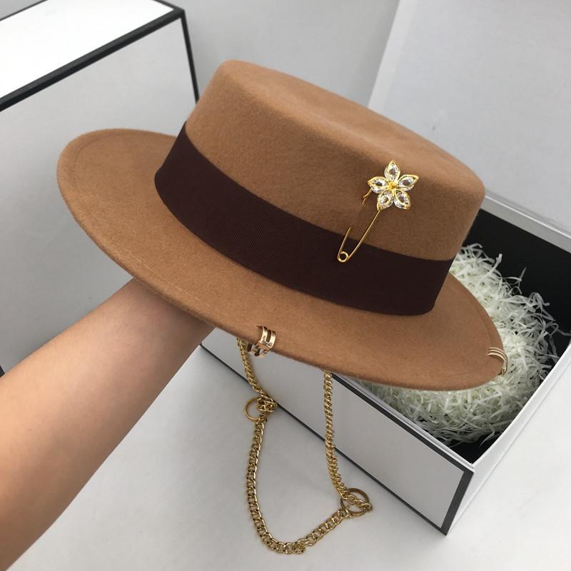 

British Winter Wool Felt Crystal Gold Floral Pin Chain Fashion Lady Fedoras Cap Women Panamjazz Hat head size 57cm