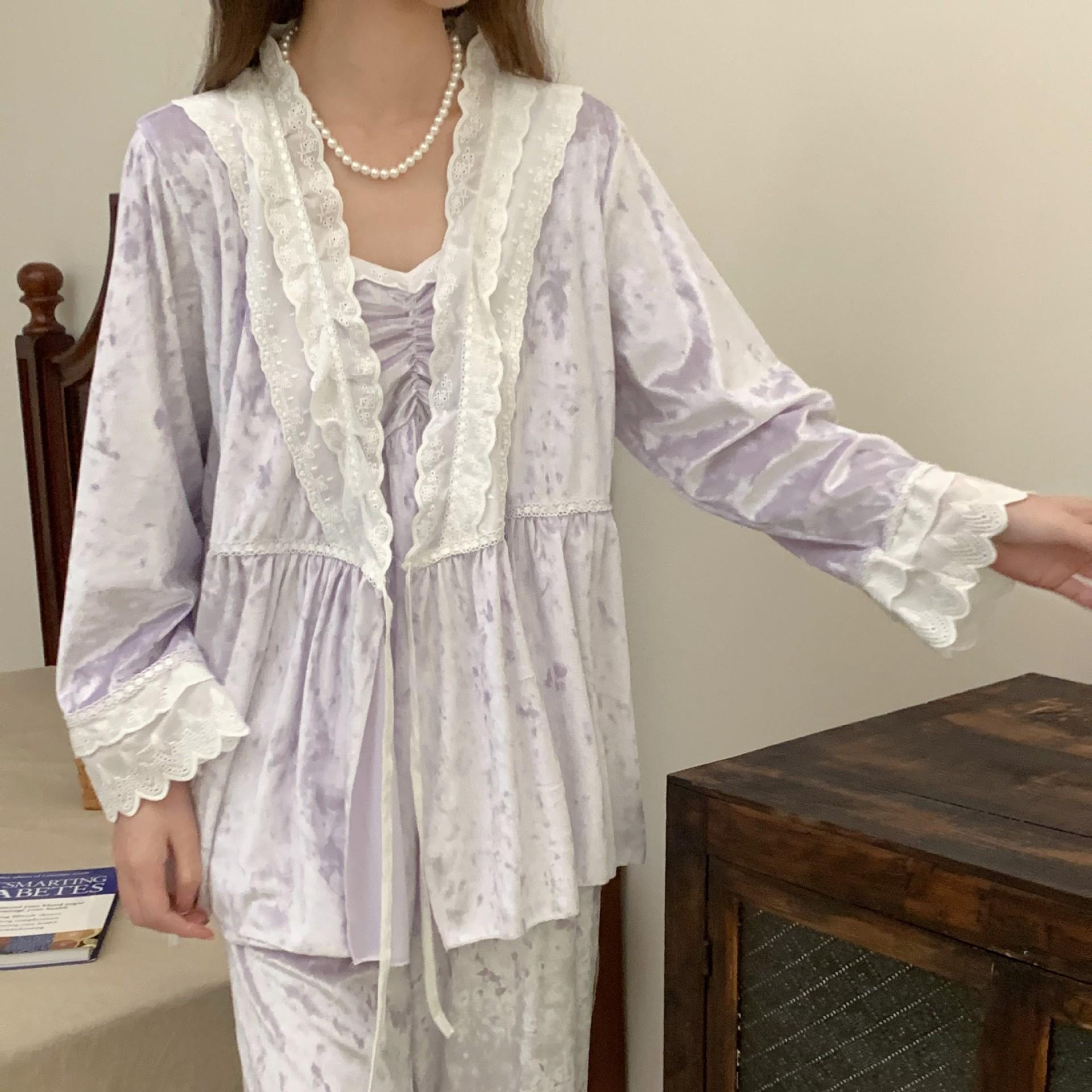 

Сексуальные брюки-камили, халат, ночная рубашка, зимняя пижама, комплект из 3 предметов, милая кружевная домашняя одежда для девочек, домашняя одежда в стиле принцессы, одежда для сна XL фиолетовый