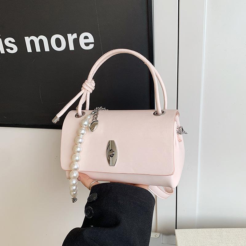 New Fashion Handbag Women's Commuter Pearl Chain Messenger Bag