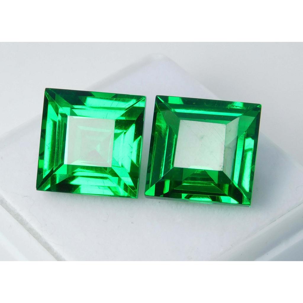 LAB   20 Ct Green Tsavorite Garnet Square Cut PAIR Gemstone For Jewelry