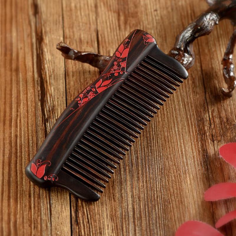 Тан Му Цзян  Мэй Чжуан  Портативная расческа с инкрустацией эбеновым деревом