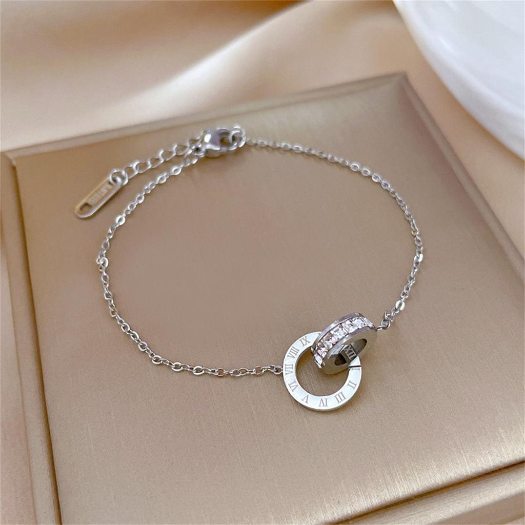 Classic Design Double Ring Splice Roman Font Women's Titanium Steel Bracelet Fashion Versatile Gold Charm Bracelet Jewelry