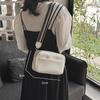 Lässige Damen-Umhängetaschen, Klappe, einfaches Leder, breite Damen-Schulter-Kuriertaschen, kleine Tasche, hochwertige Designer-Handtaschen