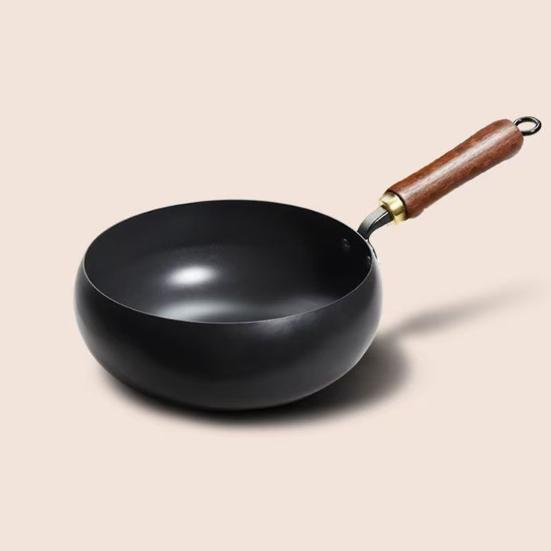 Traditional Wok Hammered Iron Pan with Non-Stick Coating Wooden Handle Frying Pan