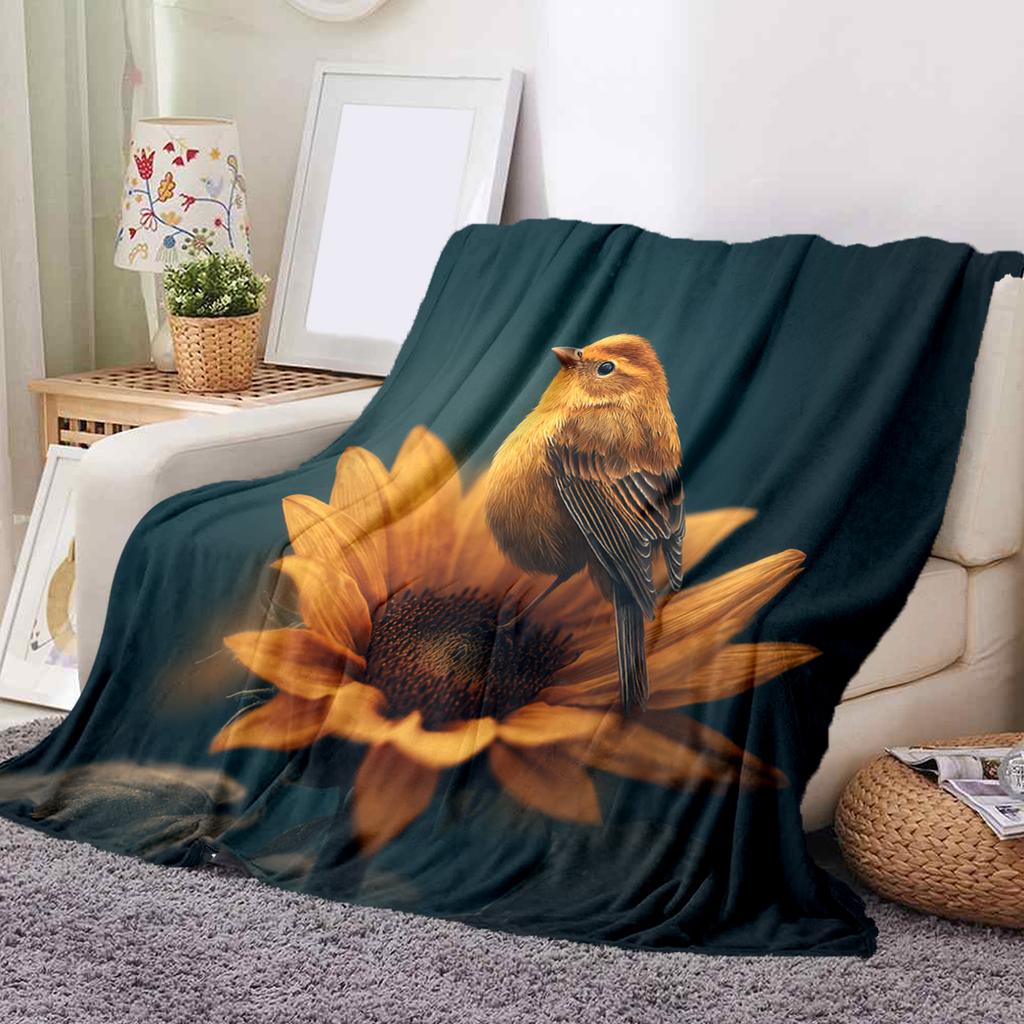 1Pc Cartoon Print Flannel Blanket, High Quality Comfortable for All Seasons, Home Decor, Warmth and Comfort, Perfect for Christmas Birthday Gift