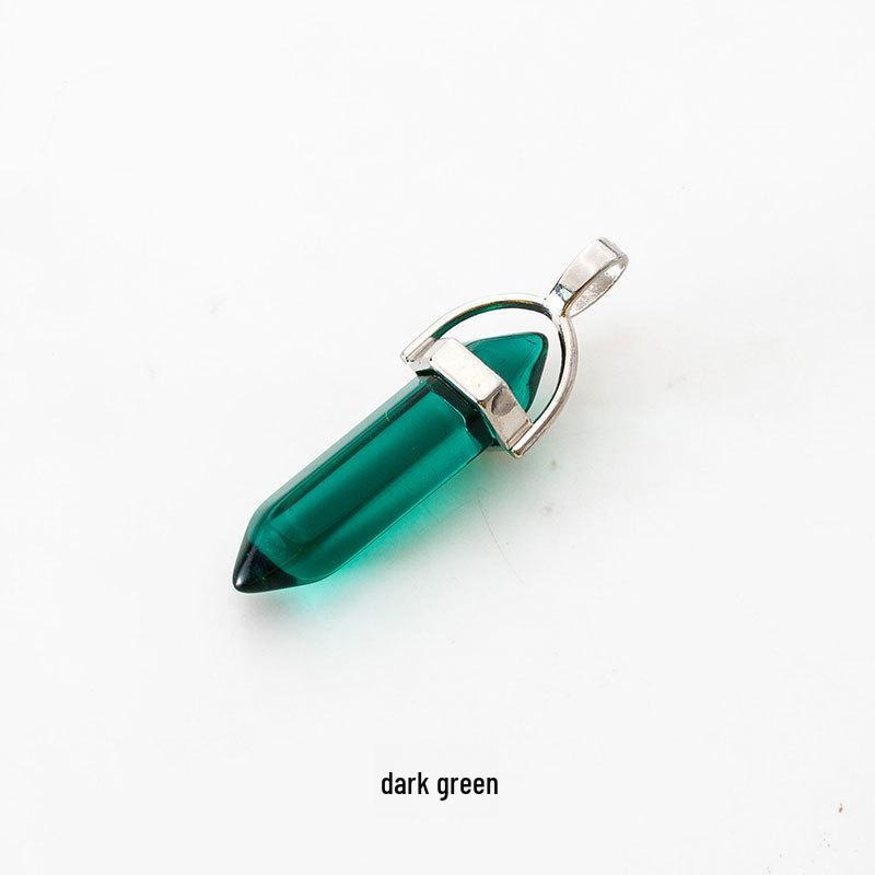 

Ожерелье с кулоном в виде шестиугольной колонны с бриллиантами