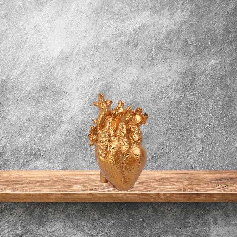 Realistic Heart Sculpture Home Office Desk Ornaments Heart Figurine Creative Resin Heart Statue Miniature Heart Figurine