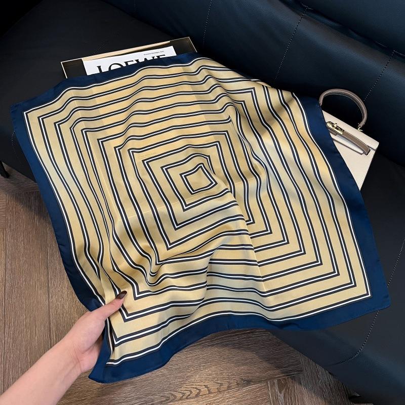 New silk scarf women's fashion versatile high-end small square scarf Korean version neck protection scarf spring and autumn retro scarf binding bag