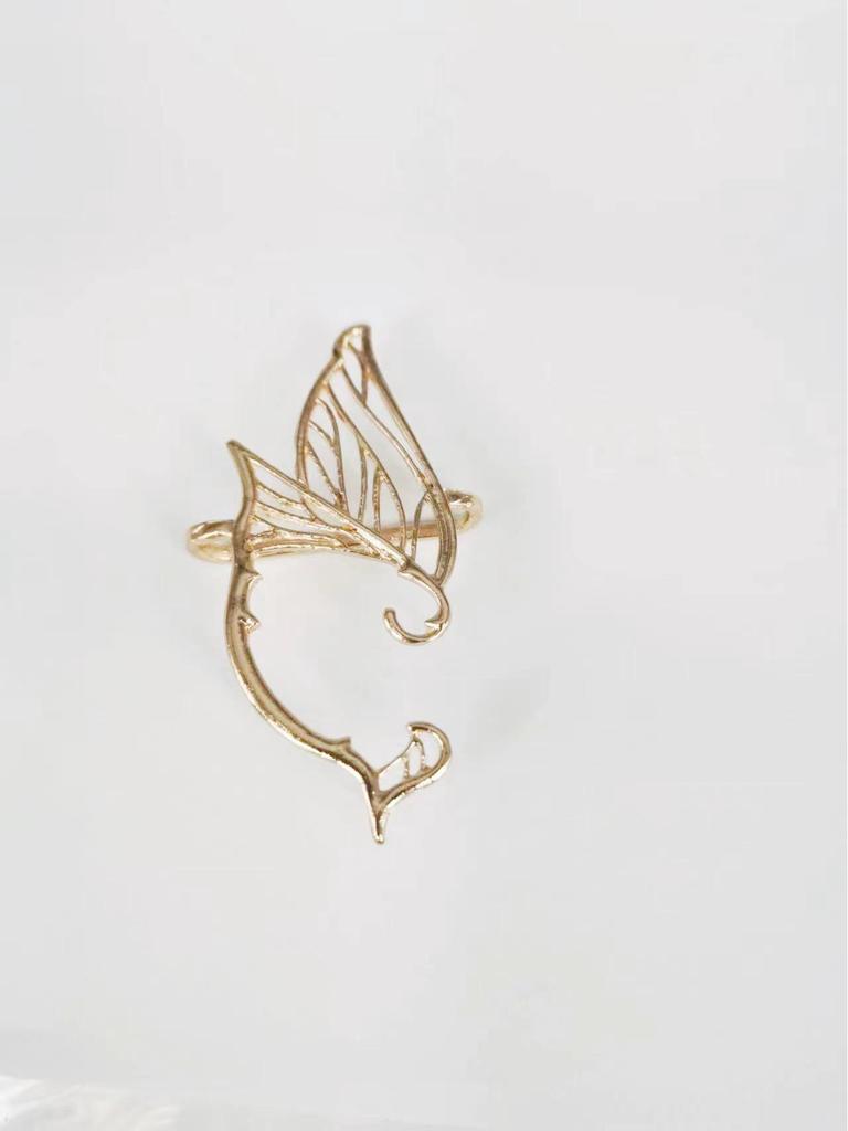 Ohrringe im europäisch-amerikanischen Stil mit Schmetterlingsfee: Trendige Metallhaken mit einem süßen und coolen Retro-Vibe