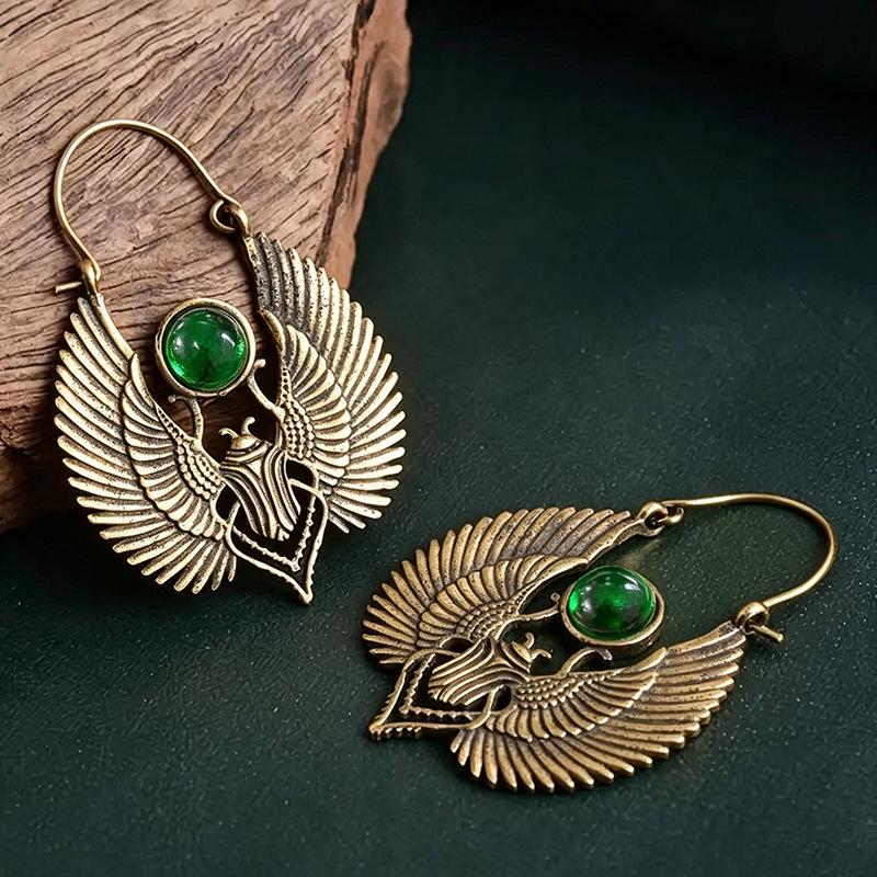 Vintage Golden Egyptian Style Sacred Wings Beetle Design Inlaid Emerald Hoop Earrings Gold Color Earring Party Gift