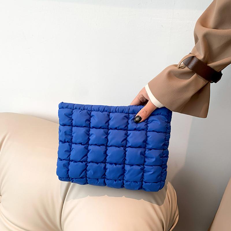 Fashionable Pleated Travel Makeup Bag Korean Style Casual Clutch For Women