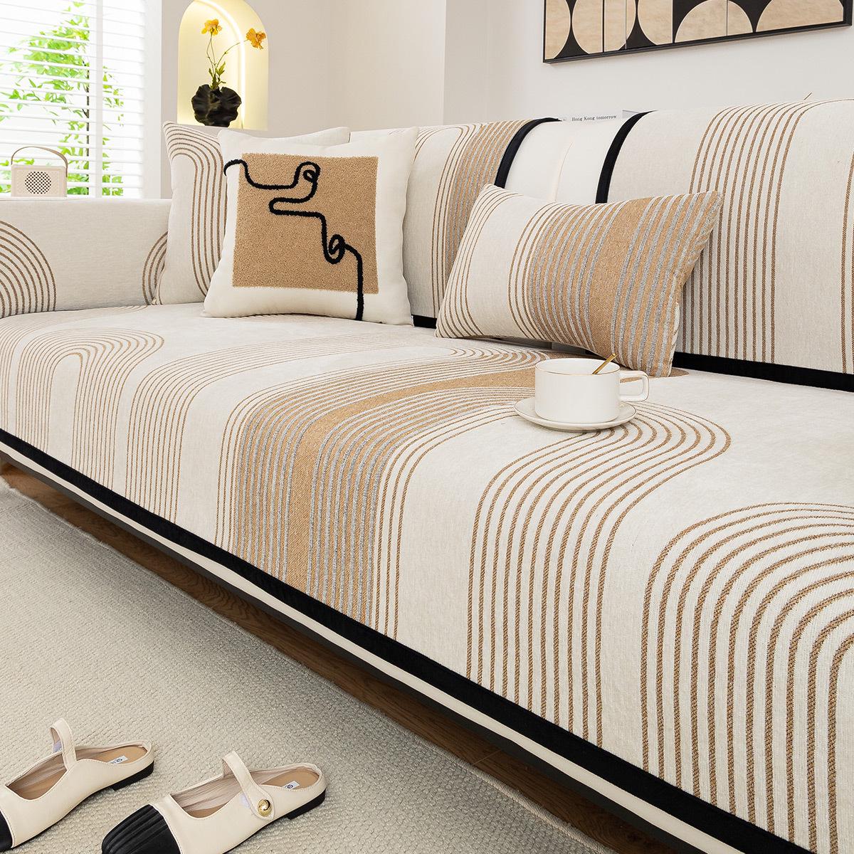 

2024 Роскошный Нескользящий Кожаный Набор Подушек и Чехлов для Дивана на Все Сезоны 70*150cm Single Piece