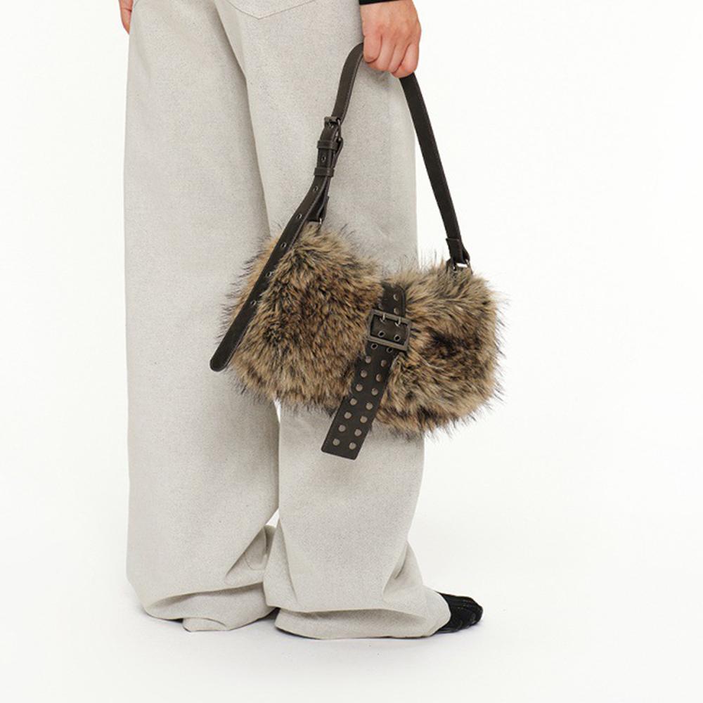Winter Fluffy Plush Shoulder Bag Punk Studded Underarm Bags for Women Designer Handbags Rivet Faux Fur Bags  Women's Bag Chic