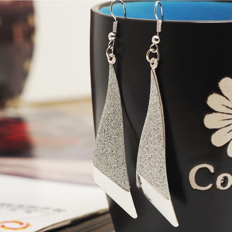 Frosted Geometric Leaf Tassel Earrings - Creative Hollow Round Design