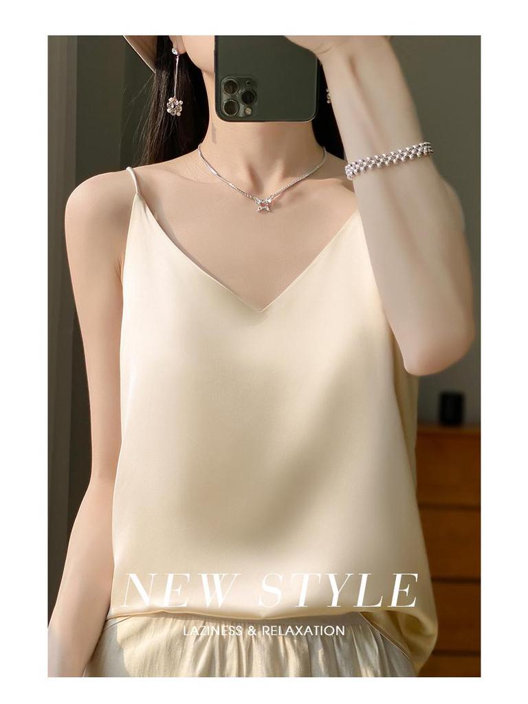 2025 Women's Solid Color V-Neck Sleeveless Camisole – Age-Defying Summer Inner Top
