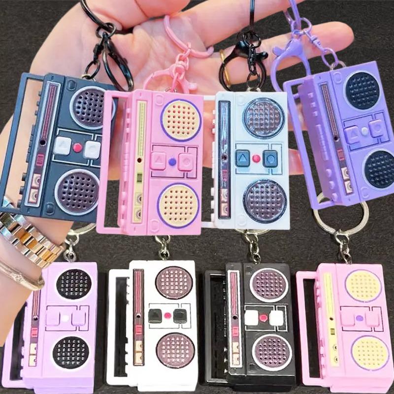 Nostalgic Mini Radio Recorder Keychain Nostalgic Vintage Mini Retro Radio Key Ring That Can Record Classical Funny Bag Ornaments