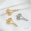 14K Gold-filled Zircon Bow Pearl Necklace with Clasp Pendant: Handmade Beaded Accessory