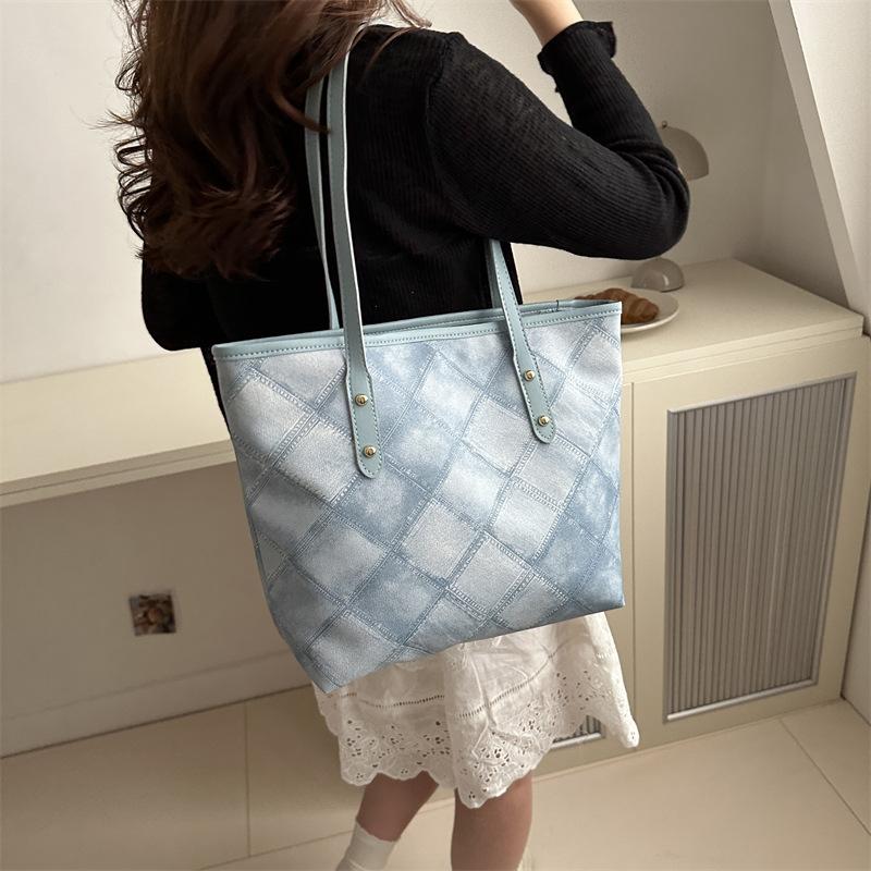 New Summer Korean Version Retro Large Capacity Simple Contrasting Color Tote Bag Women's One-shoulder Underarm Bag