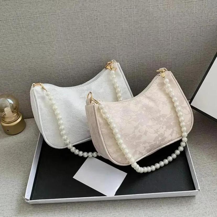 1 Pcs Chain Small Bag For Women New Trendy And Simple Small Square Bag Fashionable And Elegant Shoulder Bag For Women
