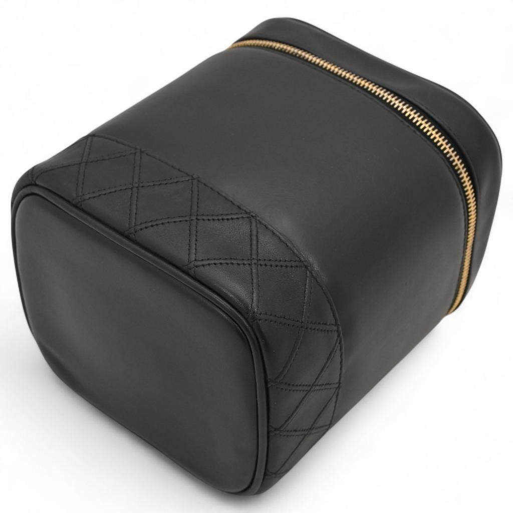 Auth Chanel Vanity Pouch Bicolore Lambskin ch5739cc