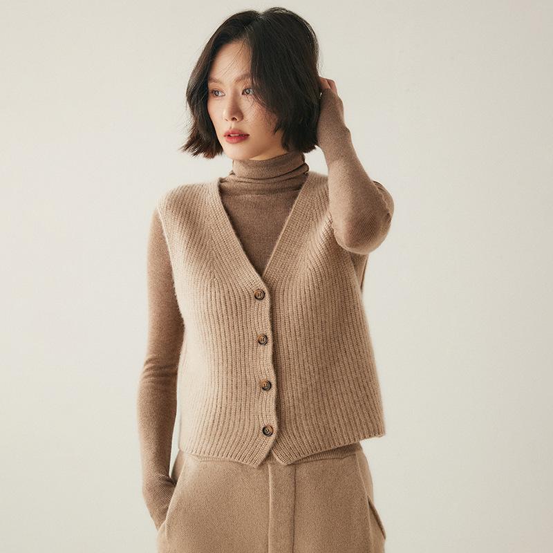 New 2024 Autumn/Winter Women's Cashmere Knitted Vest – Short, Sleeveless Sweater Cardigan