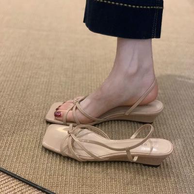 Spotversie~ Franse zilveren kruisband sandalen met open teen meisje 2025 nieuwe feeënwind sleehak coole slippers