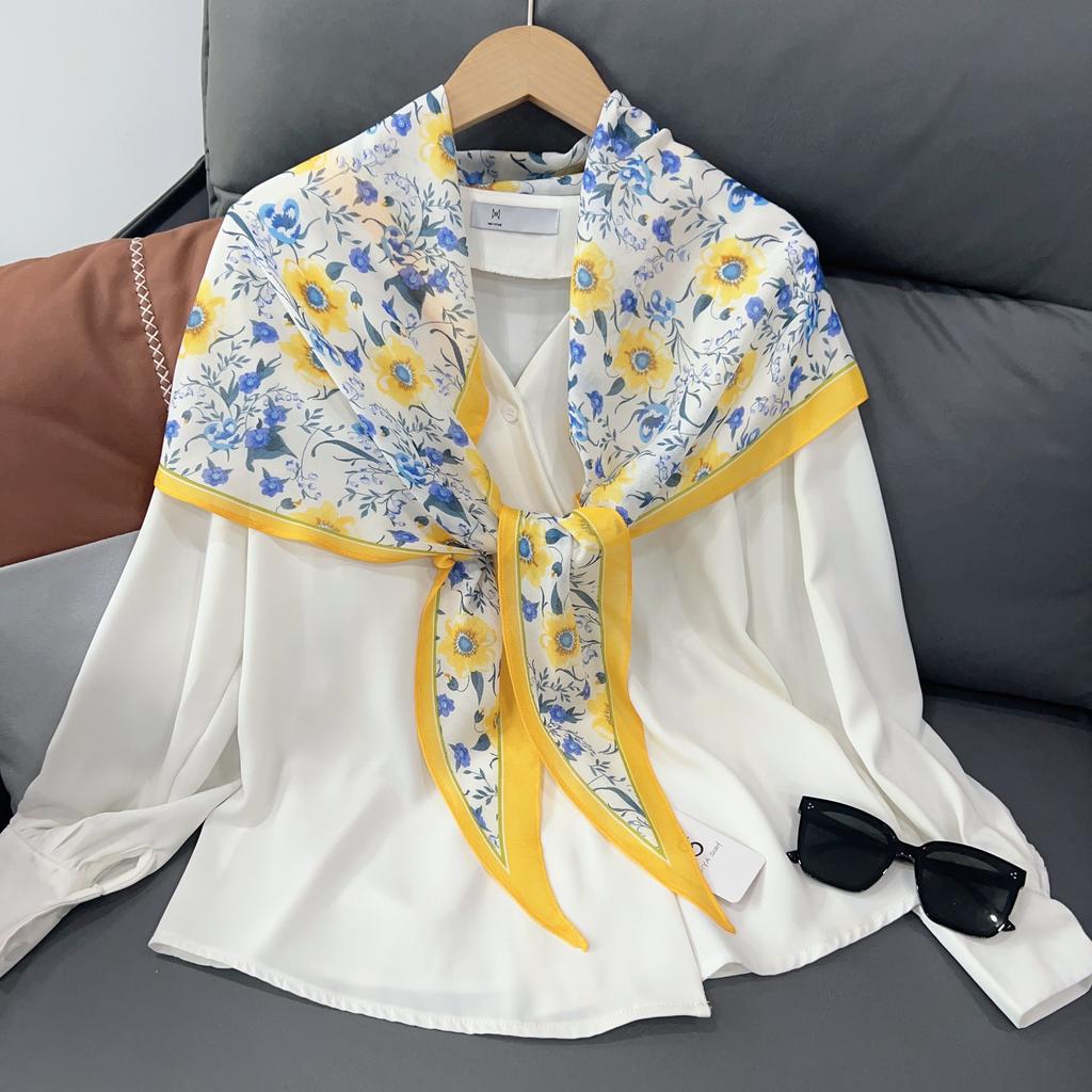 Spring and Summer Breathable Thin Silk Scarf Women's Fashion Flower Decoration Small Shawl Outer Scarf Sweet Temperament Rhombus Scarf