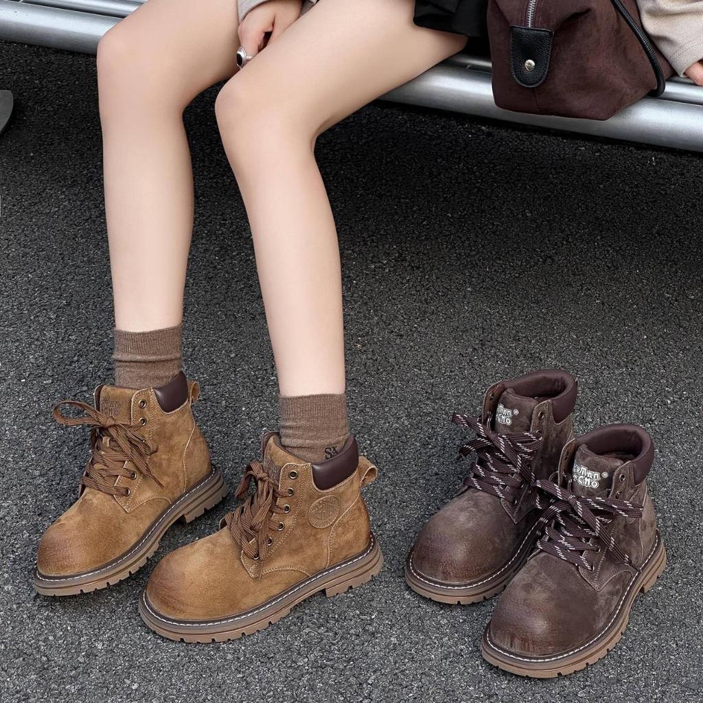 2025 new autumn platform Martin boots women's European station British retro versatile height-increasing casual short boots tooling boots