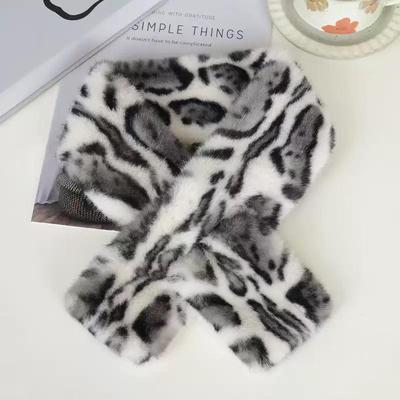 Retro Thicken Warm Leopard Print Scarf For Women Windproof Faux Fur Scarf Soft Faux Collar Cross Scarf Winter Scarf Neck Wrap