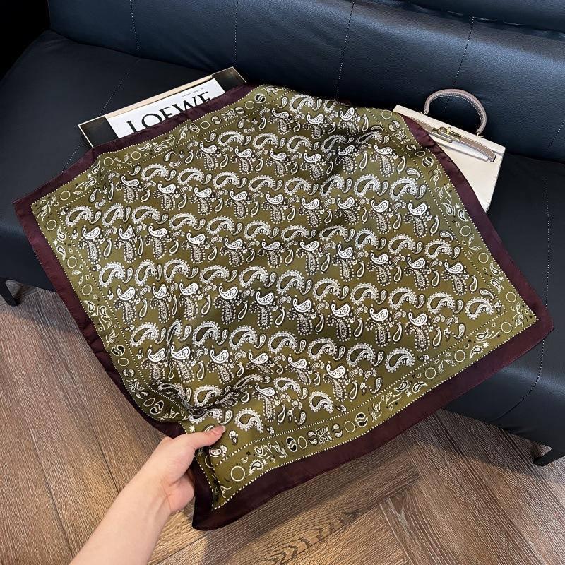 New silk scarf women's fashion versatile high-end small square scarf Korean version neck protection scarf spring and autumn retro scarf binding bag
