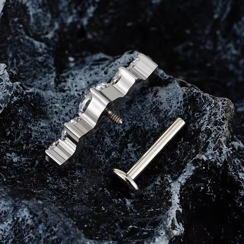 2Pcs Titanium 5 Cz Cluster Climber Stud Earrings 16G Daith Helix Tragus Cartilage Lobe Piercings Flatback Labret Stud Jewelry