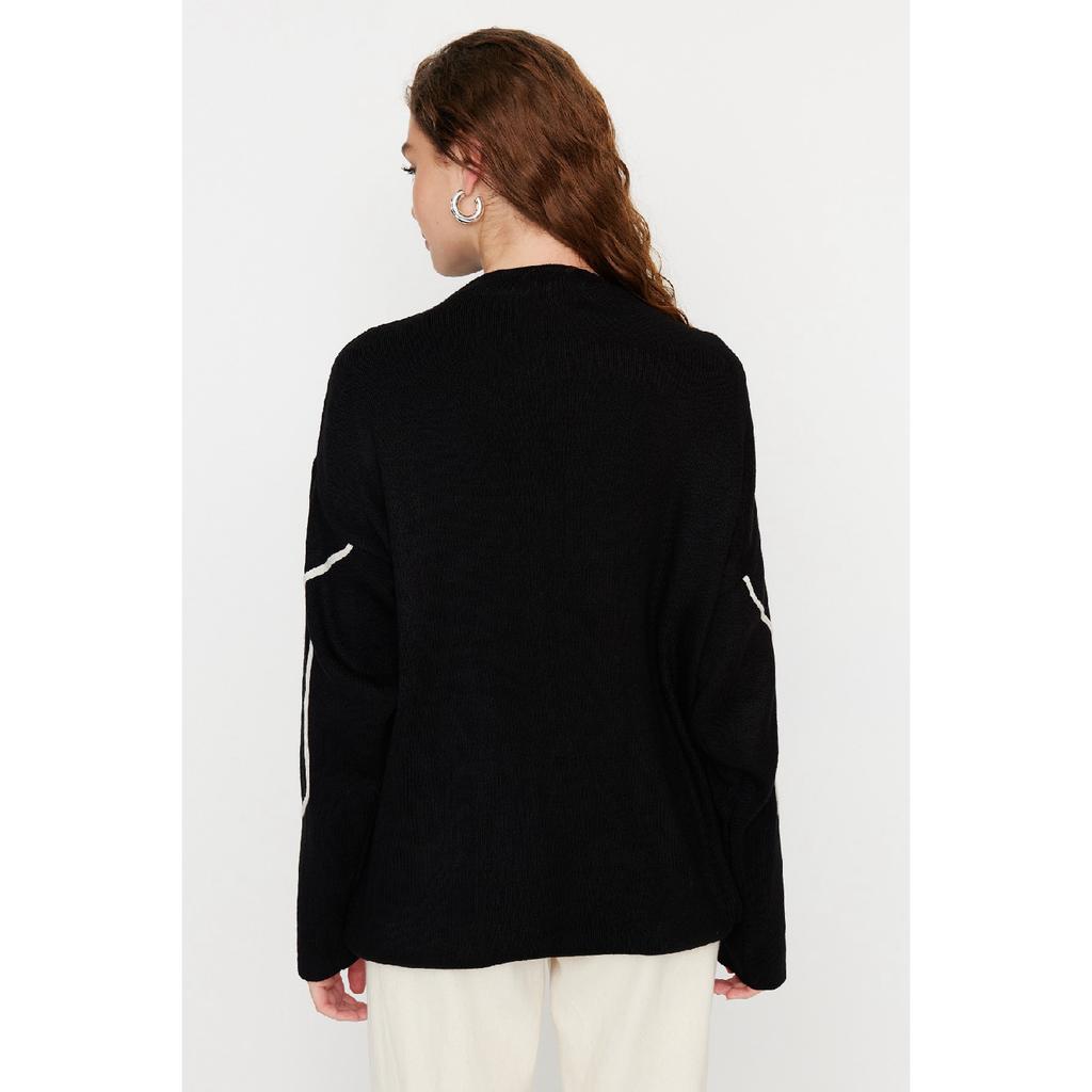 Ecru Stripe Piping Detailed Knitwear Sweater Tctaw22ak0002