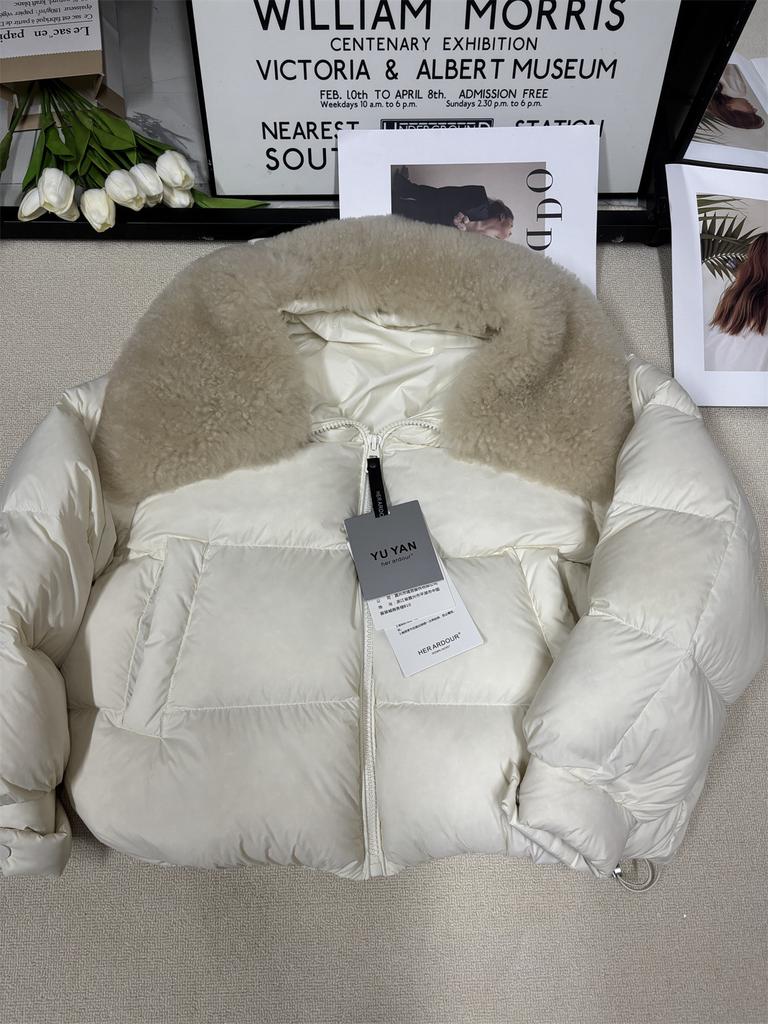 Yu Yan, Europe Station winter new designer sheep down big fur collar down jacket women