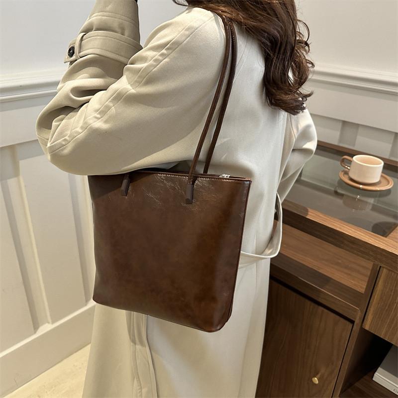 Elegant Everyday Tote Bag For Women In Fashionable Colors Black Brown And Coffee With Unique Design
