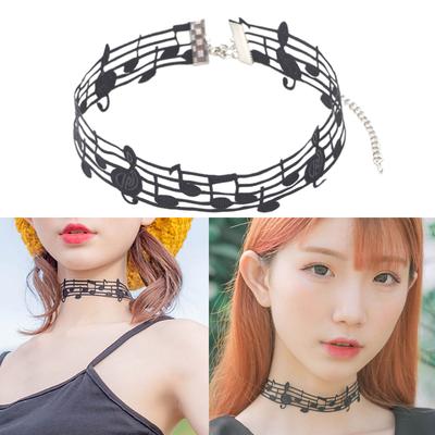 Handgefertigte schwarze kurze Halskette mit einzigartigem Musiknoten-Design Damenschmuck für modebewusste Frauen und Musikliebhaberinnen