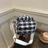 Niche Design Plaid Bag Women's 2025 Autumn New Trendy Shoulder Messenger Bag Feeling Versatile Commuter Saddle Bag