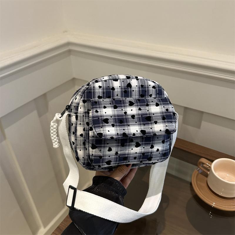 Niche Design Plaid Bag Women's 2025 Autumn New Trendy Shoulder Messenger Bag Feeling Versatile Commuter Saddle Bag