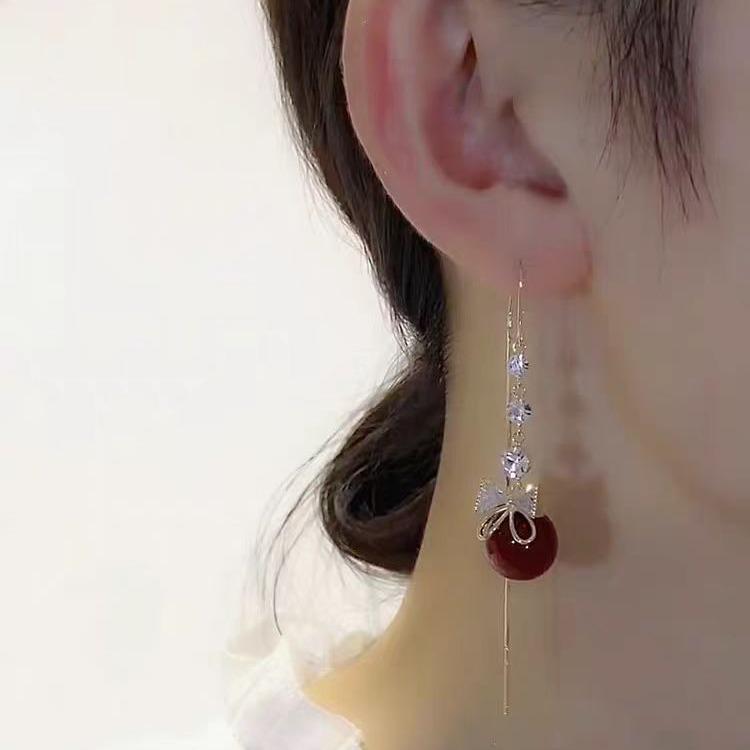 2024 Neue Ohrringe mit roten Perlenquasten im koreanischen Stil für Damen