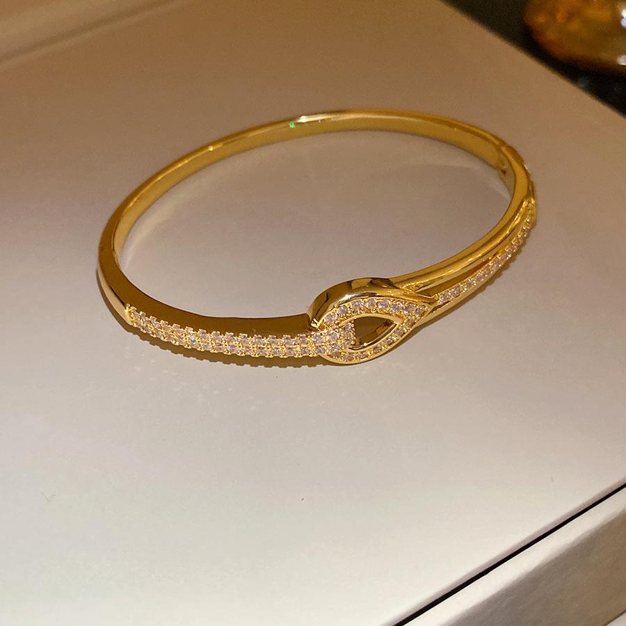 Gourd Hollow Gold-Plated Zircon Bangle - Chinese Style Luxury Fashion Bracelet
