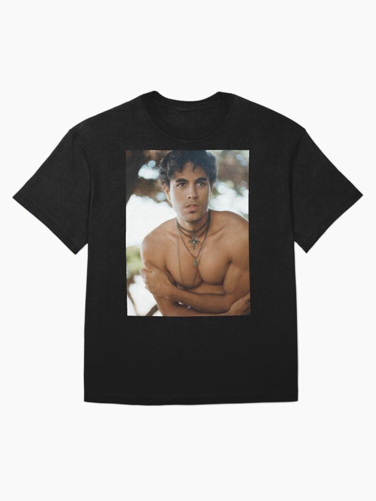 Enrique Iglesias Enrique Iglesias Shirtless Oversized T-Shirt