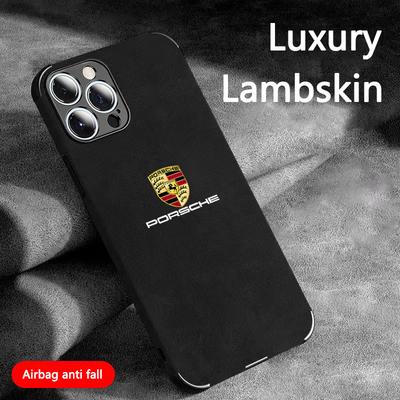 Porsche Logolu Süet Tam Kapsamlı Telefon Kılıfı iPhone 16 15 13 14 11 12 Pro Max 12 Mini 7 8 XR X XS 16 Plus 15 Pro MAX için Kabuk