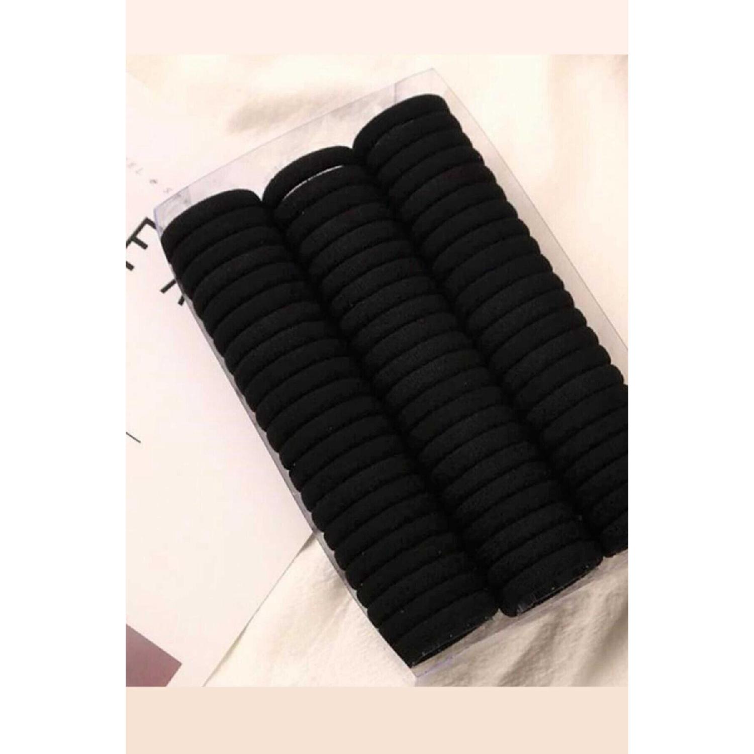 

Набор из 100 черных резиновых пряжек чёрный