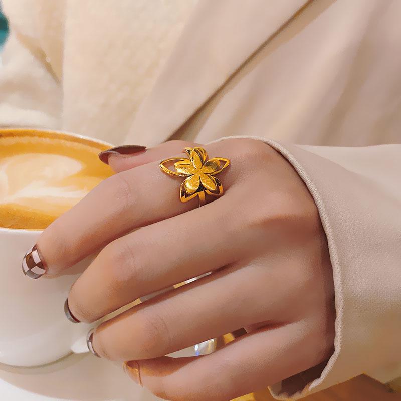 18k Gold Butterfly Love Titanium Steel Ring - European & American Trendy Women's Jewelry