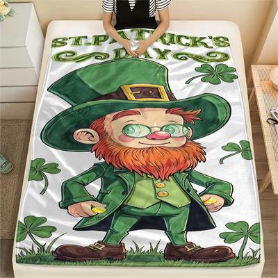 St.Patrick's Day Green Clover Print Flannel Blanket,High Quality Comfortable for All Seasons,Home Decor,Warmth and Comfort,Perfect for Christmas Gifts