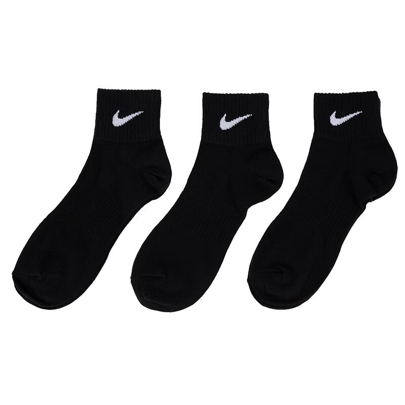 Nike Women s Seasonal Running Shoes & Sports Socks US 9