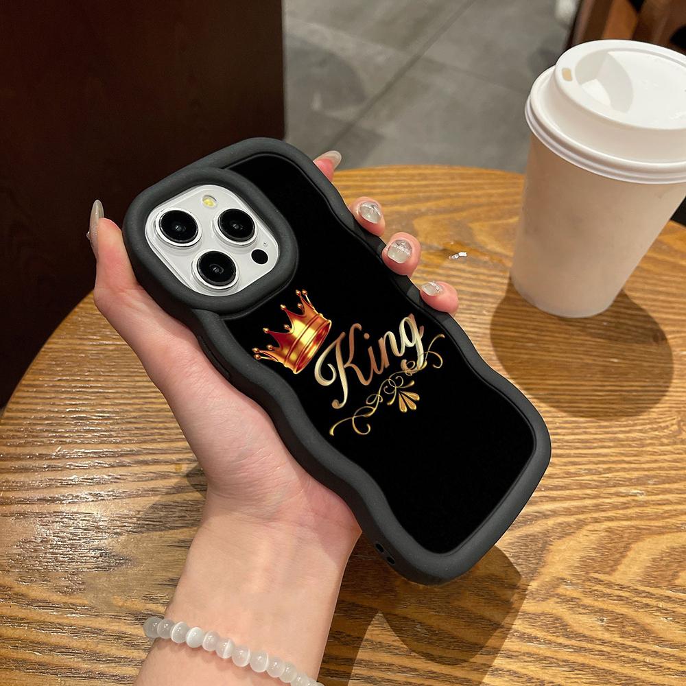 Чехлы для телефонов N84 King Queen Couples Macaron Wavy Edge для iPhone 16 Pro — фото 7
