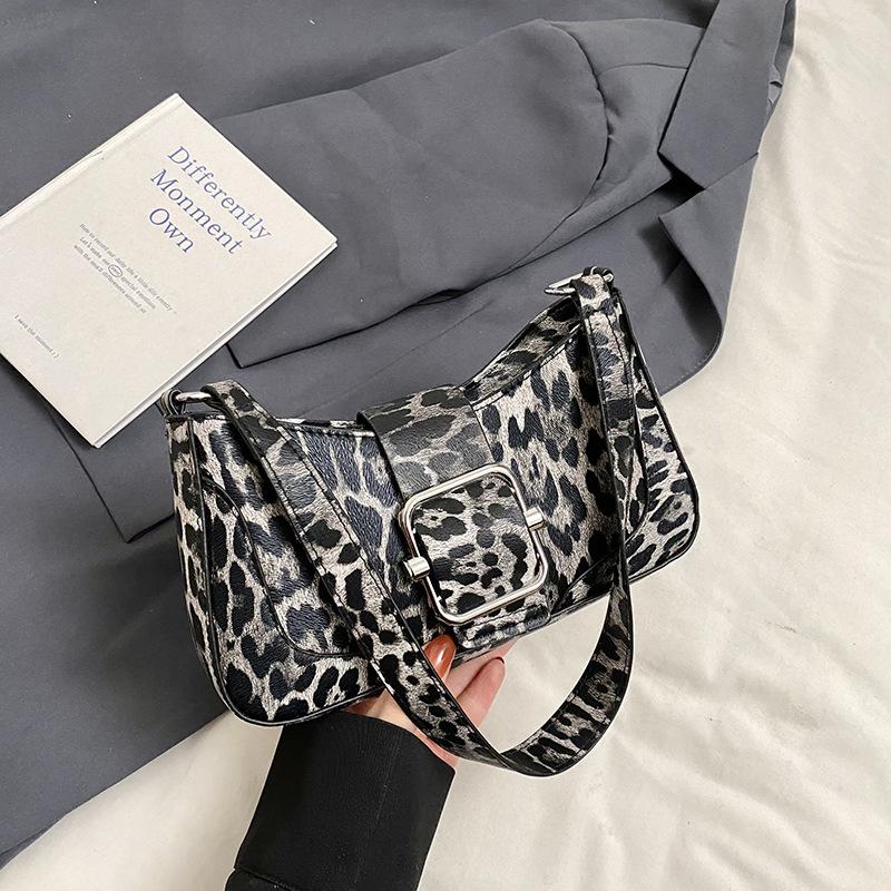 PU Women Crossbody Bag Leopard Print Bag Fashion One-shoulder Underarm Bag Niche Design Messenger Bag